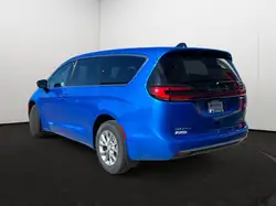 Chrysler Pacifica 2027