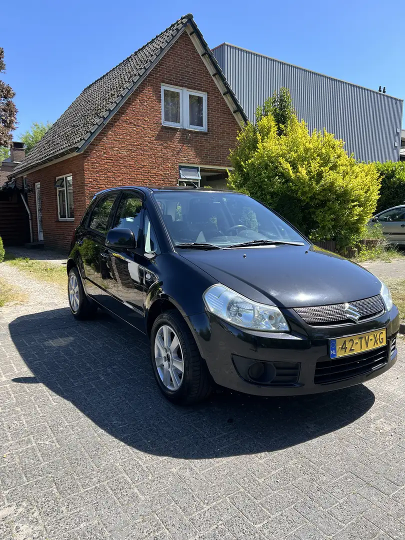 Suzuki SX4 1.6 Comfort Чёрный - 1