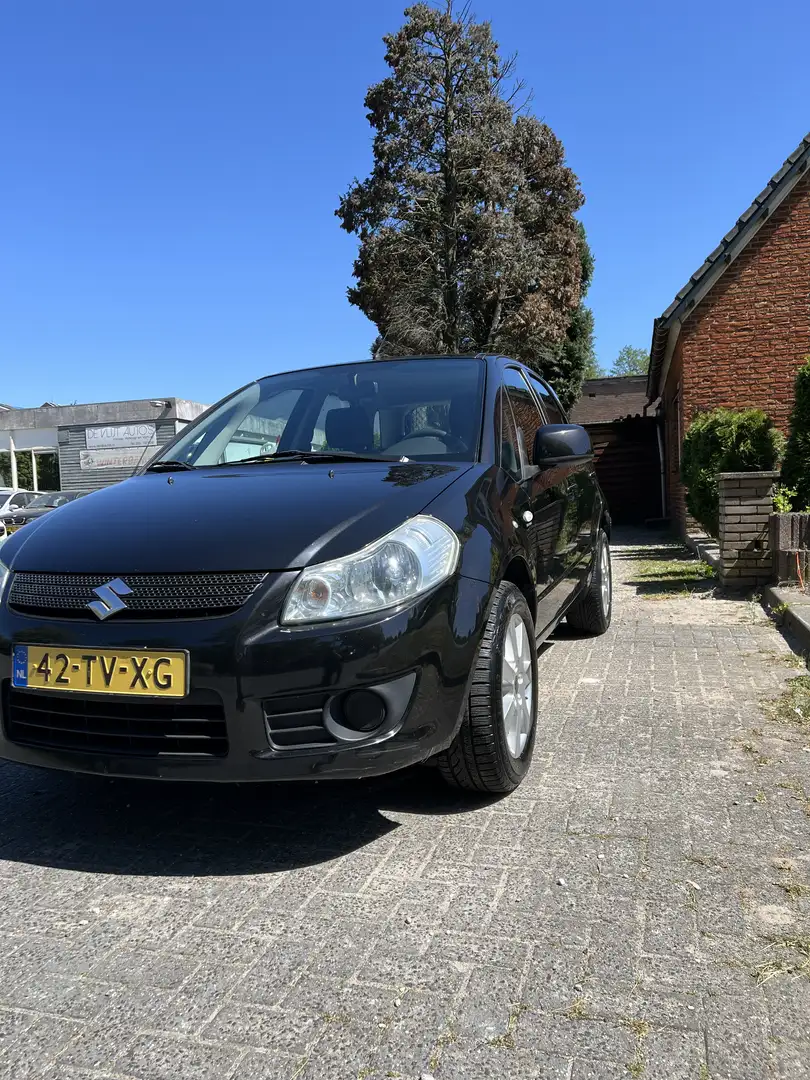 Suzuki SX4 1.6 Comfort Чёрный - 2