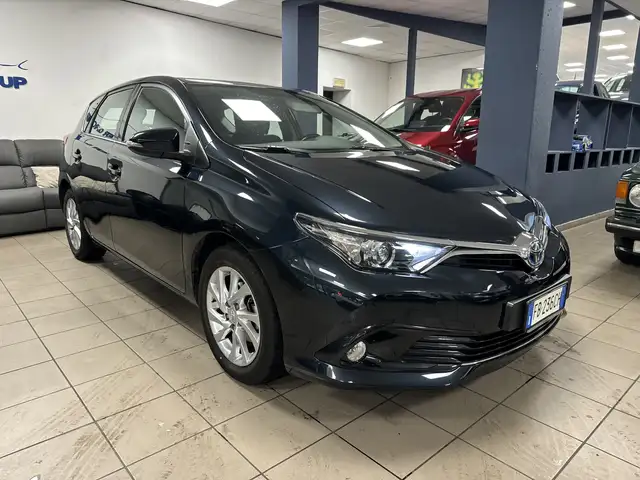 Toyota Auris Auris II 2016 1.8h Business cvt