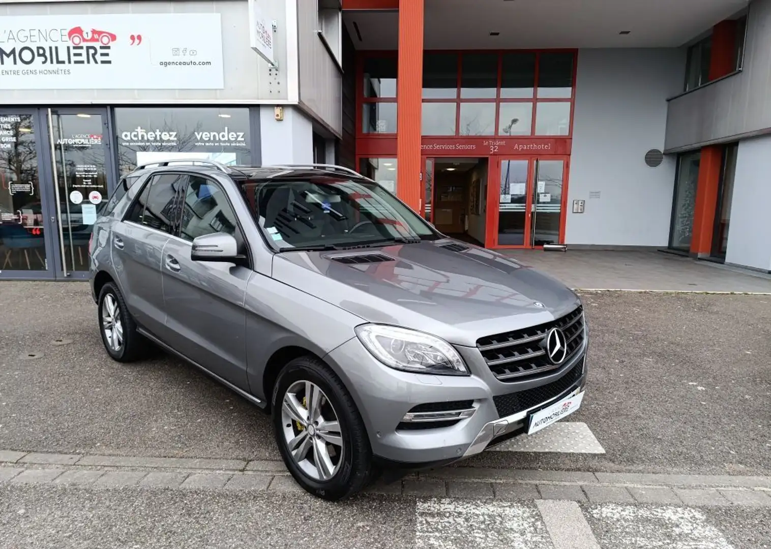 Mercedes-Benz ML 350 M/ML Mercedes 350 3.0 CDI V6 BlueTEC 4MATIC 7G-TRONIC%2B 258 cv BVA SPORT Grau - 1