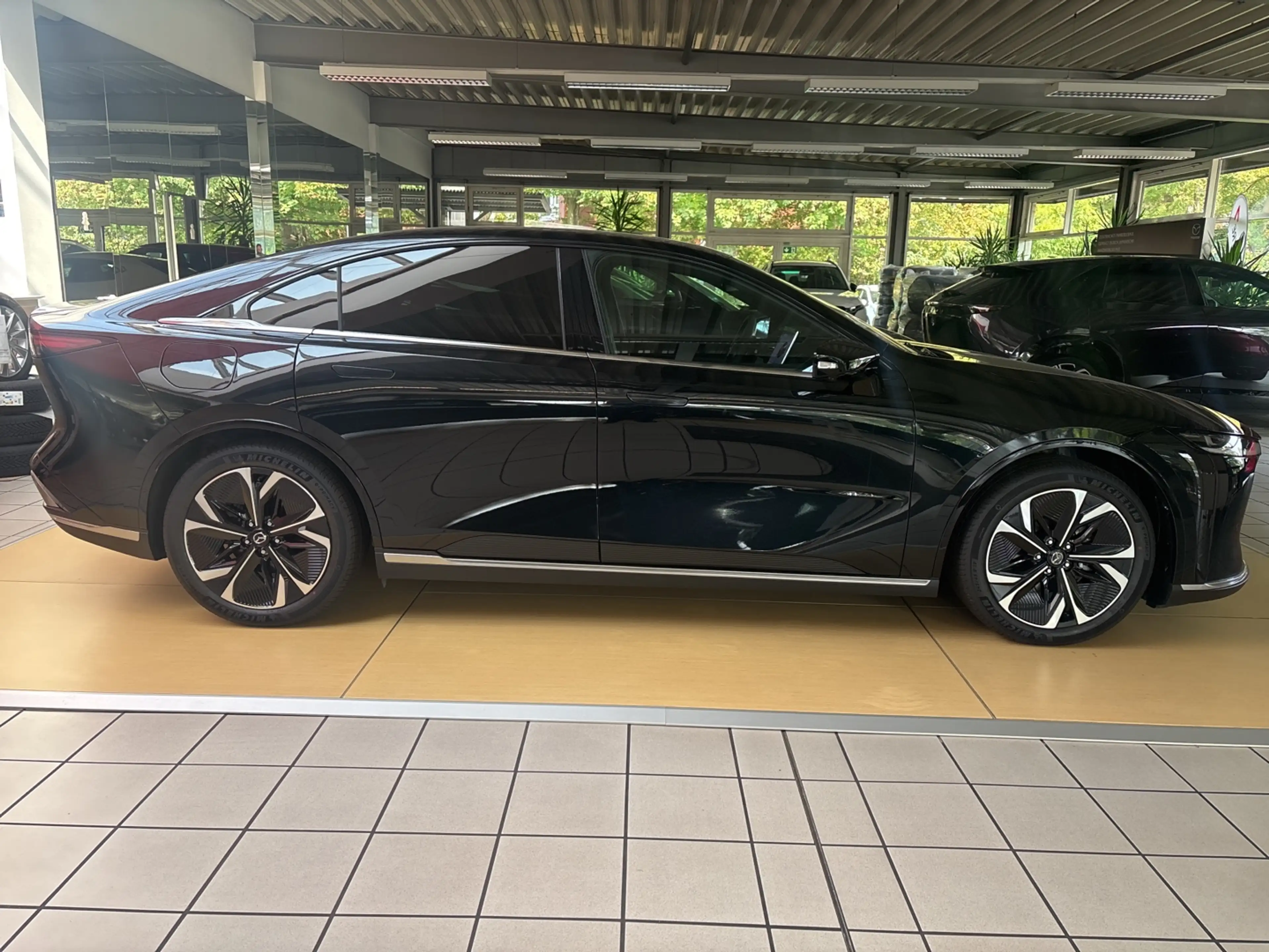 Mazda 6e Takumi EV 245PS Long Range RWD — photo 4