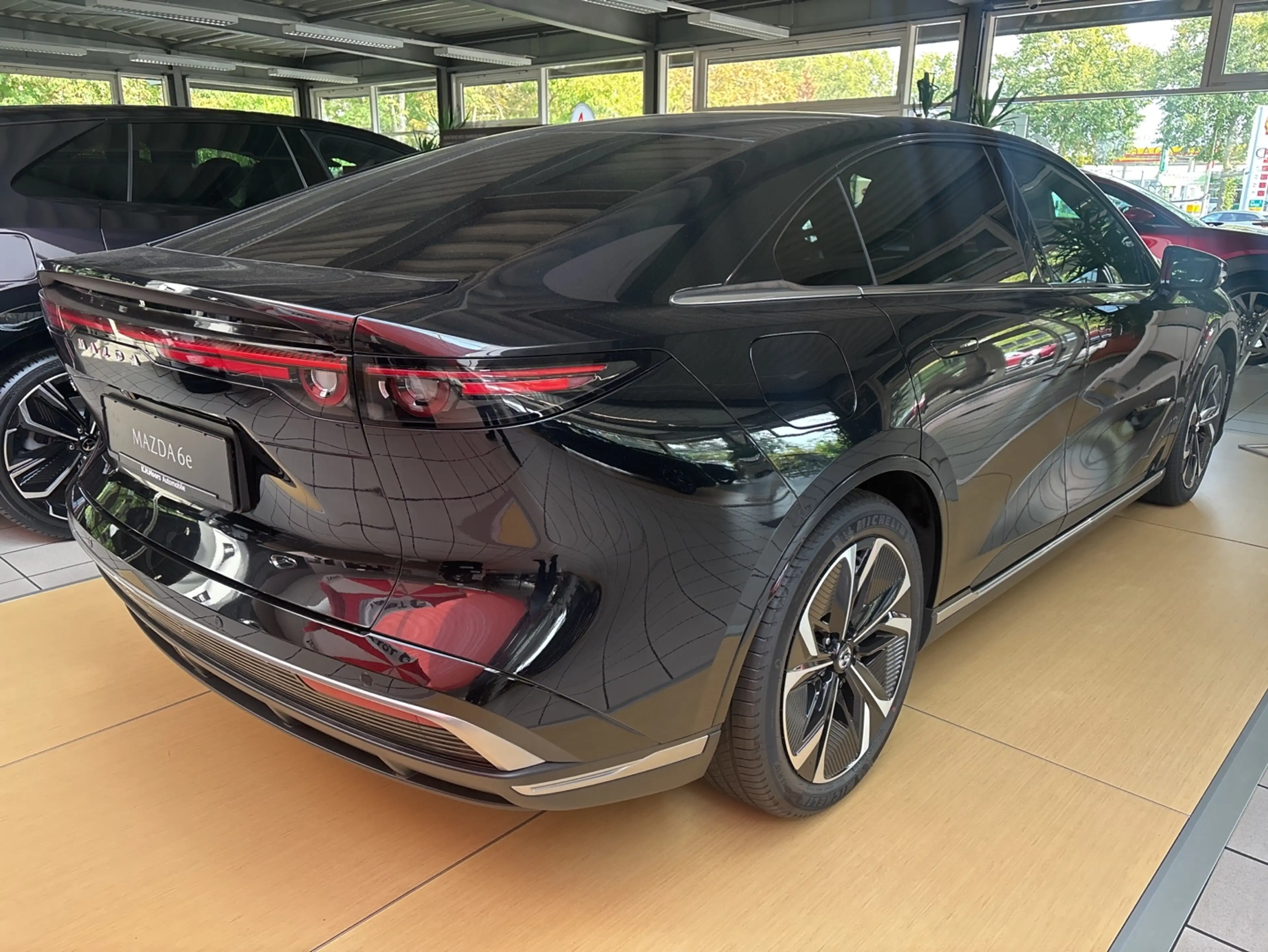 Mazda 6e Takumi EV 245PS Long Range RWD — photo 3