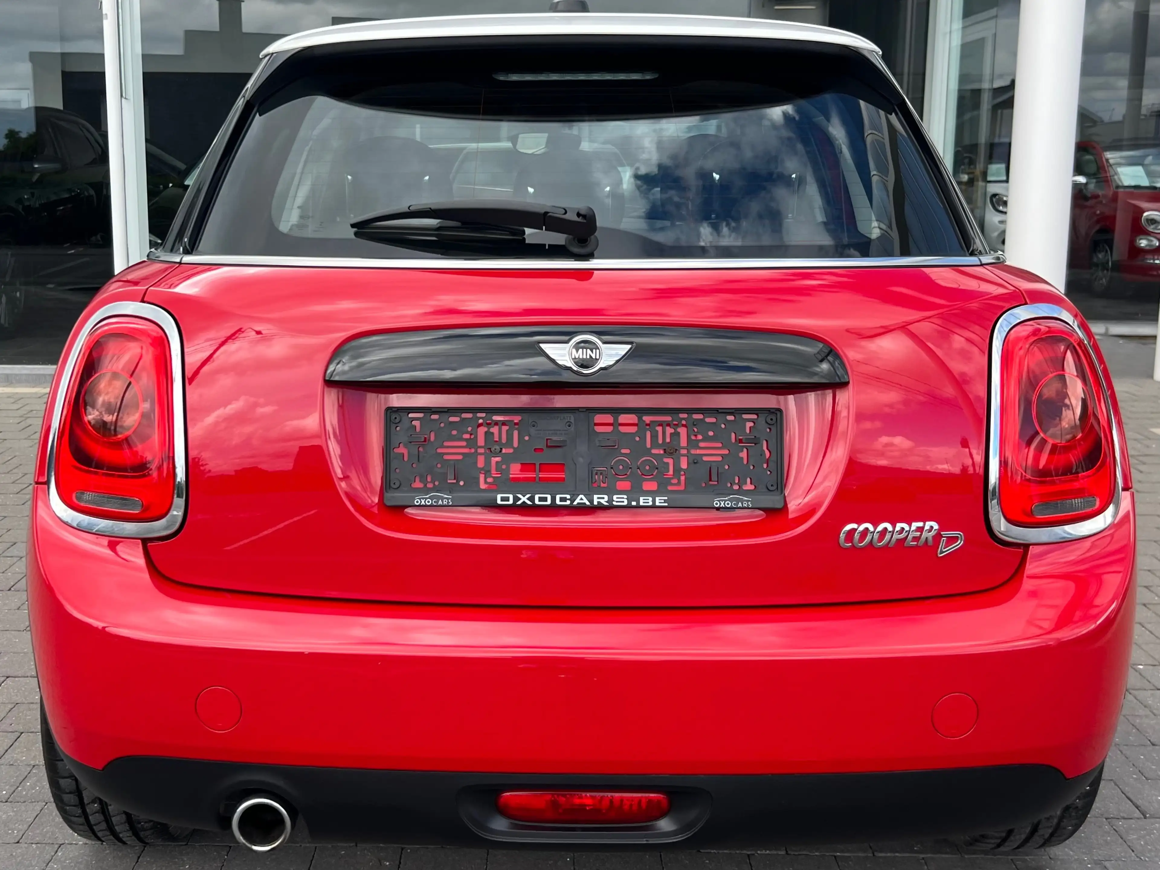MINI Cooper D CHILLI RED 1.5 D 116CV / GPS / FULL LED / BLUETOOTH / FAIBLE KILOMÉTRAGE / GARANTIE / 13.140 HORS TVA — photo 6