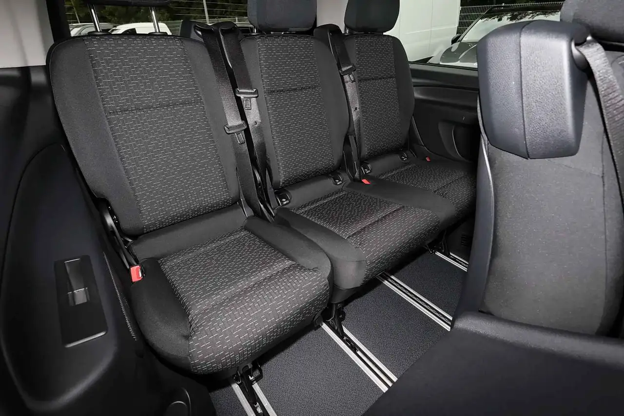 Mercedes-Benz Vito 116 CDI Tourer PRO lang M-LED+AHK+Distronic 7