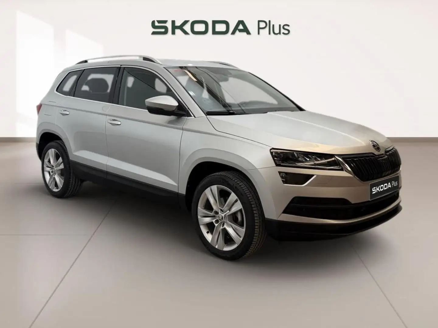 Skoda Karoq 1.5 TSI Style ACT DSG Gris - 1