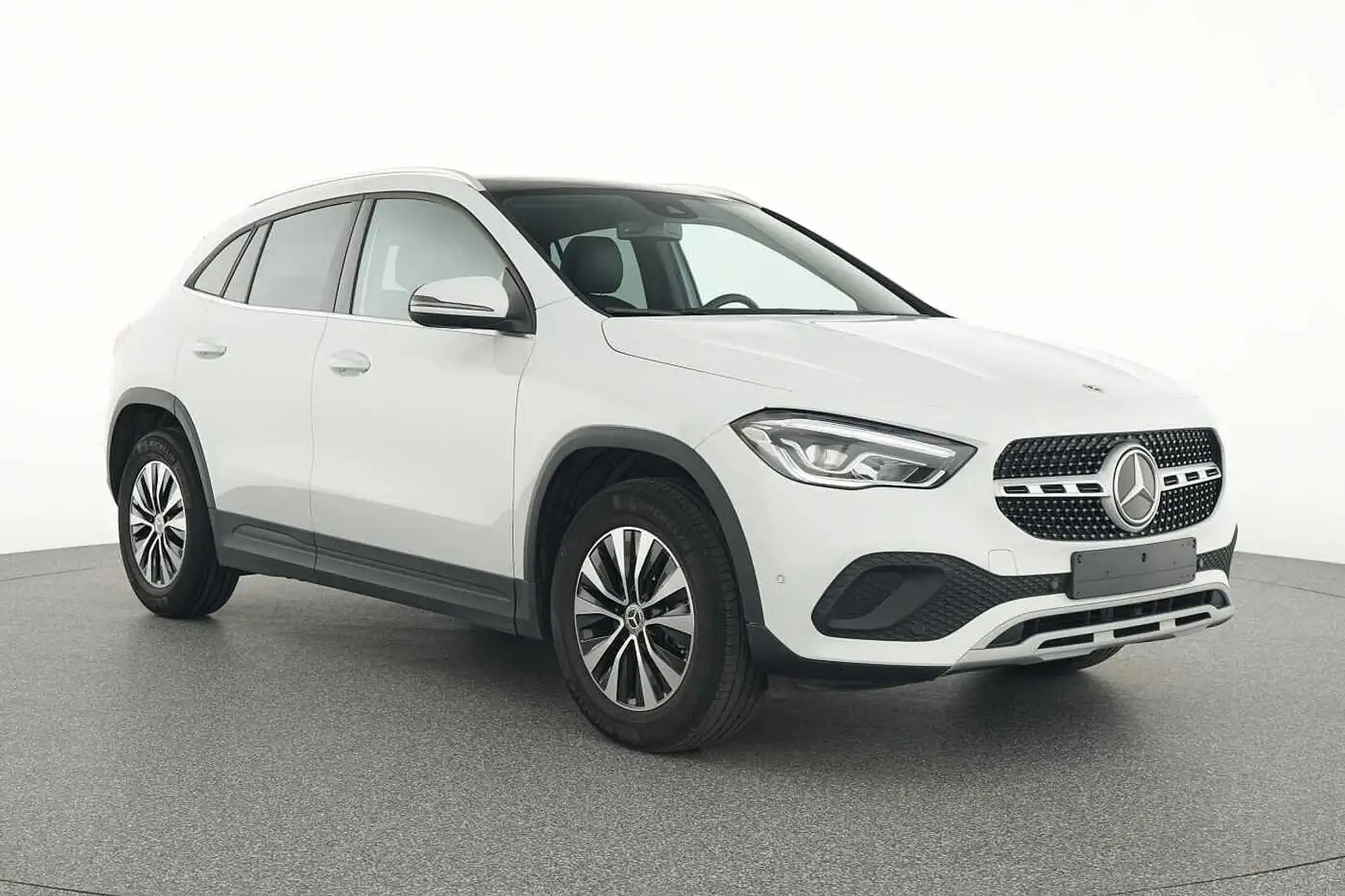 Mercedes-Benz GLA 180 d - 2