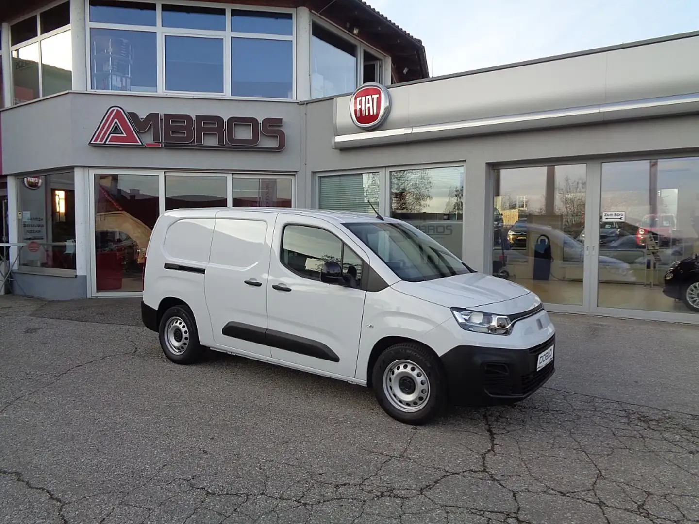 Fiat Doblo Doblo eDoblo Electric KW XL 50 kWh Langer Radst... Weiß - 1