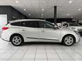 Ford Focus Turnier C&C*AHK*LED*CARPLAY*NAVI* Argent - thumbnail 17