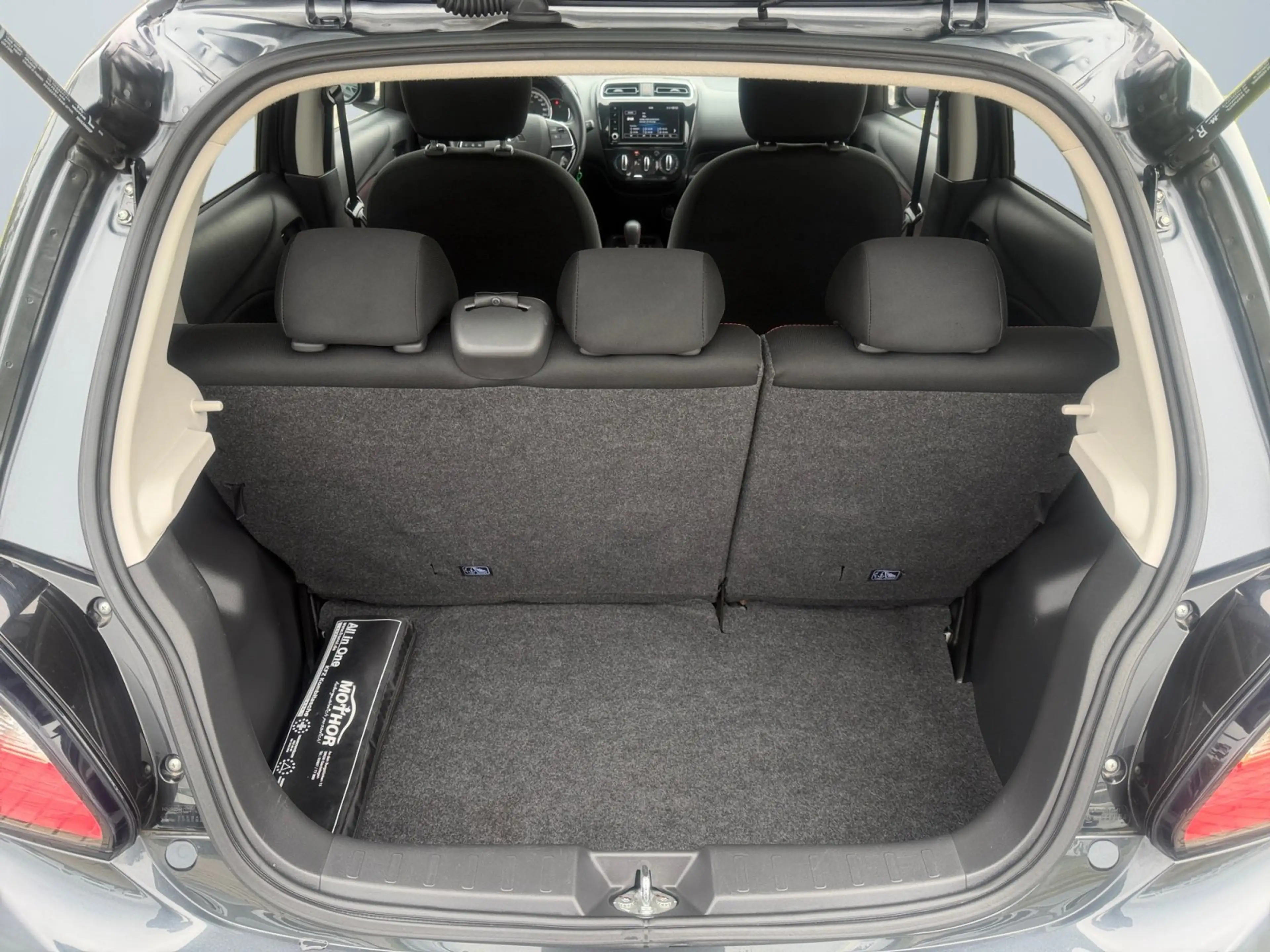 Mitsubishi Space Star Select+ Black 1,2l MIVEC TEMP+SHZ+KAM — photo 14
