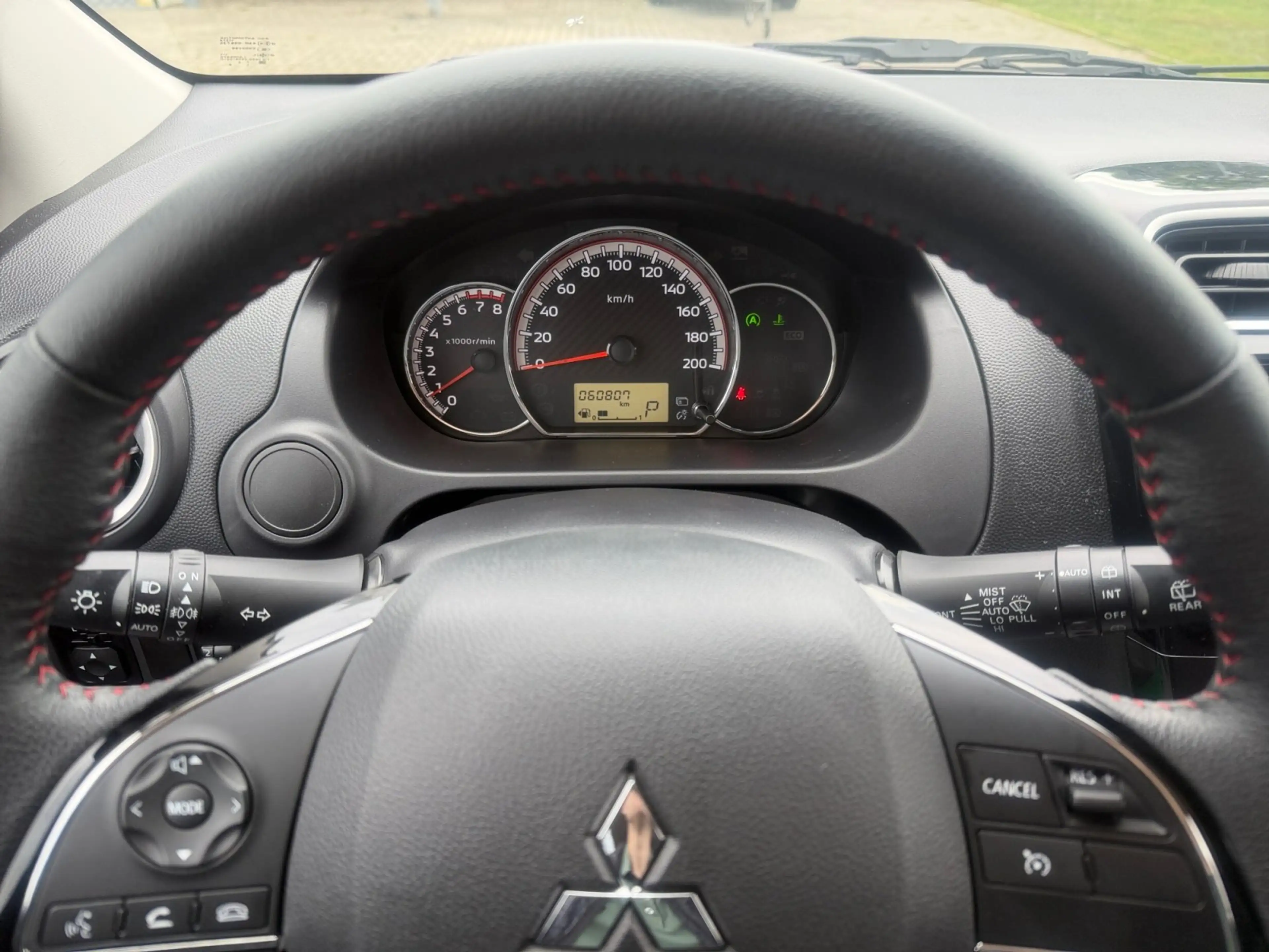 Mitsubishi Space Star Select+ Black 1,2l MIVEC TEMP+SHZ+KAM — photo 12