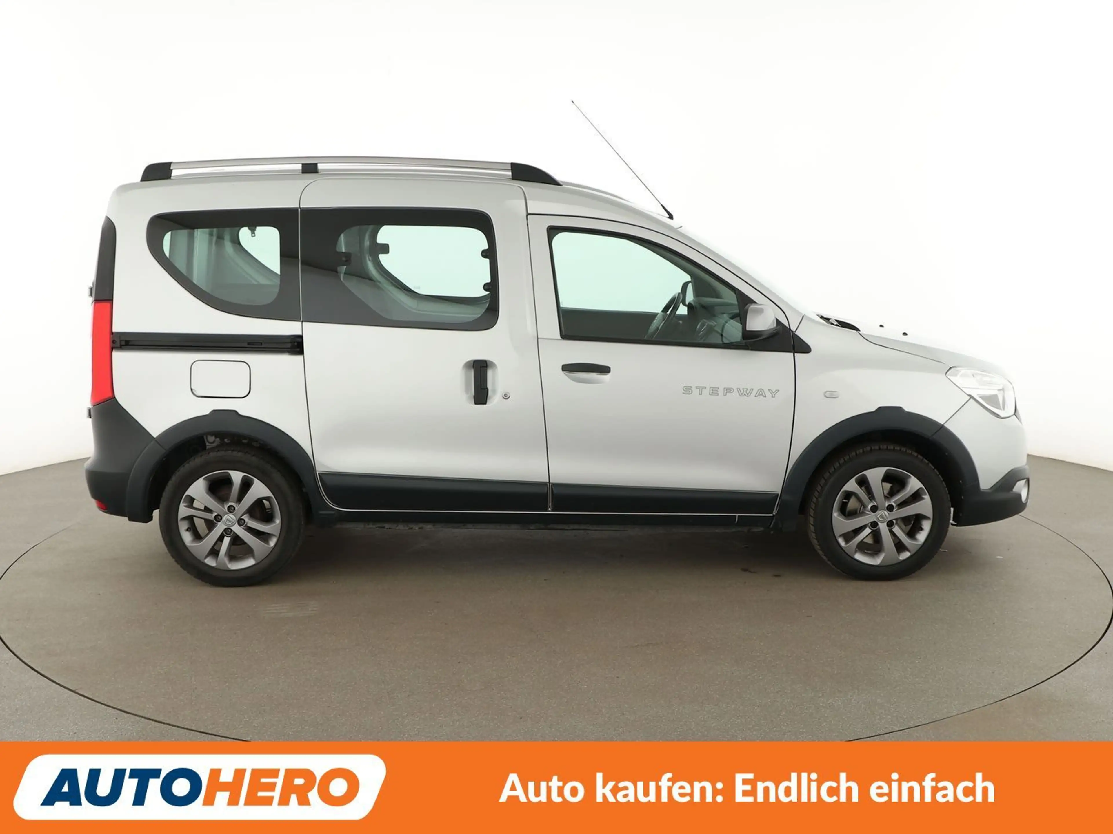 Dacia Dokker 1.2 TCe Stepway*NAVI*PDC*SHZ*KLIMA*TEMPO* — photo 7