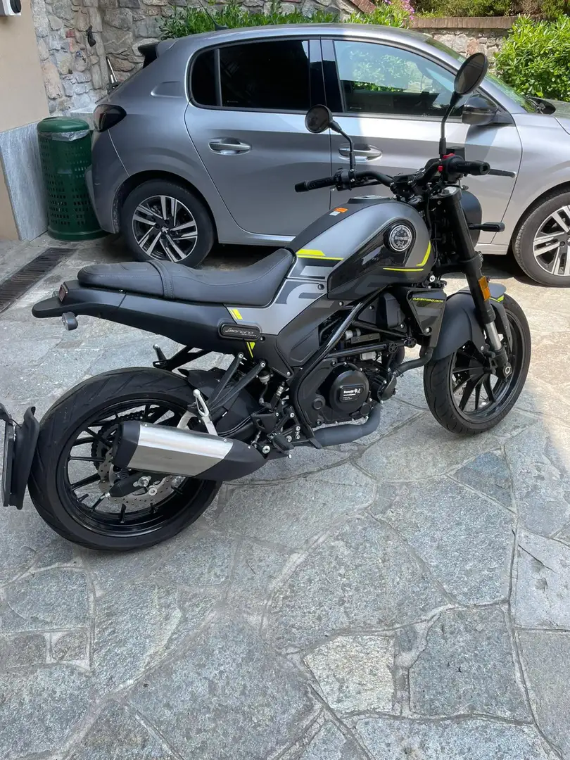 Benelli Leoncino Szürke - 2