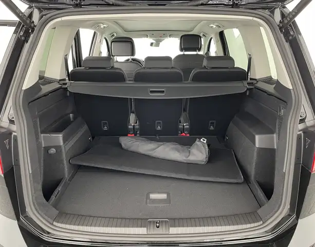 Volkswagen Touran view 7