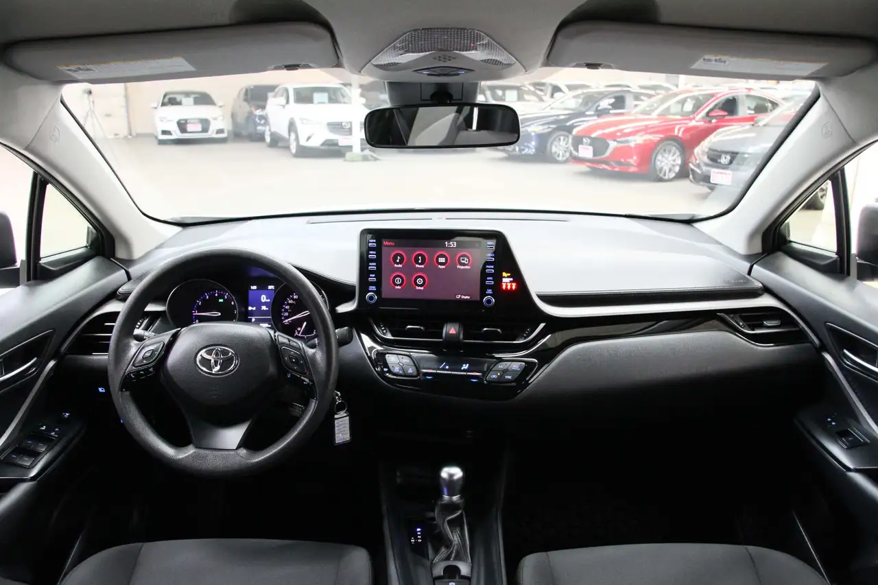 Toyota C-HR снимка Toyota C-HR