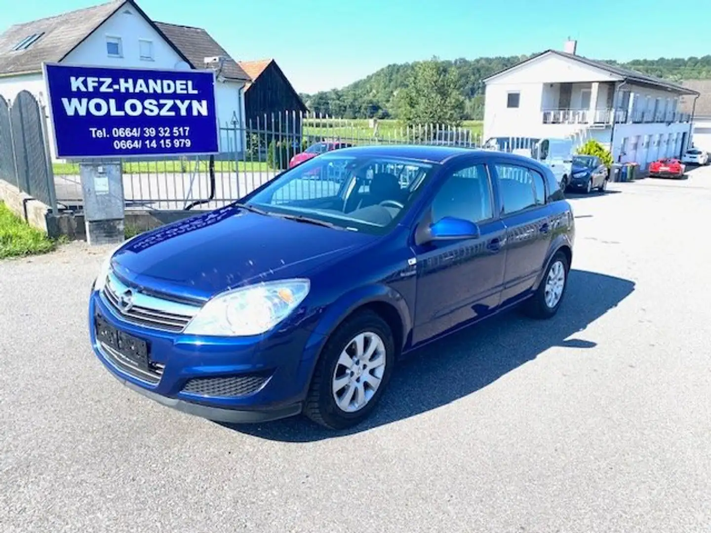 Opel Astra Astra 1,4 Austria Edition KLIMA PICKERL Bleu - 1