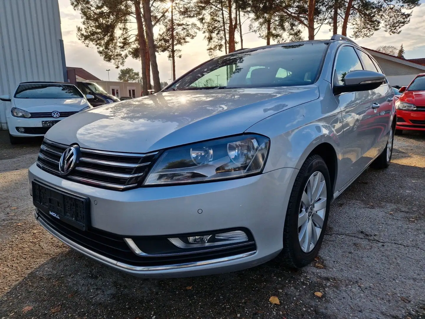 Volkswagen Passat Variant PASSAT VARiANT COMFORTLiNE BLUEMOTiON 1.4i KLiMA Silber - 1