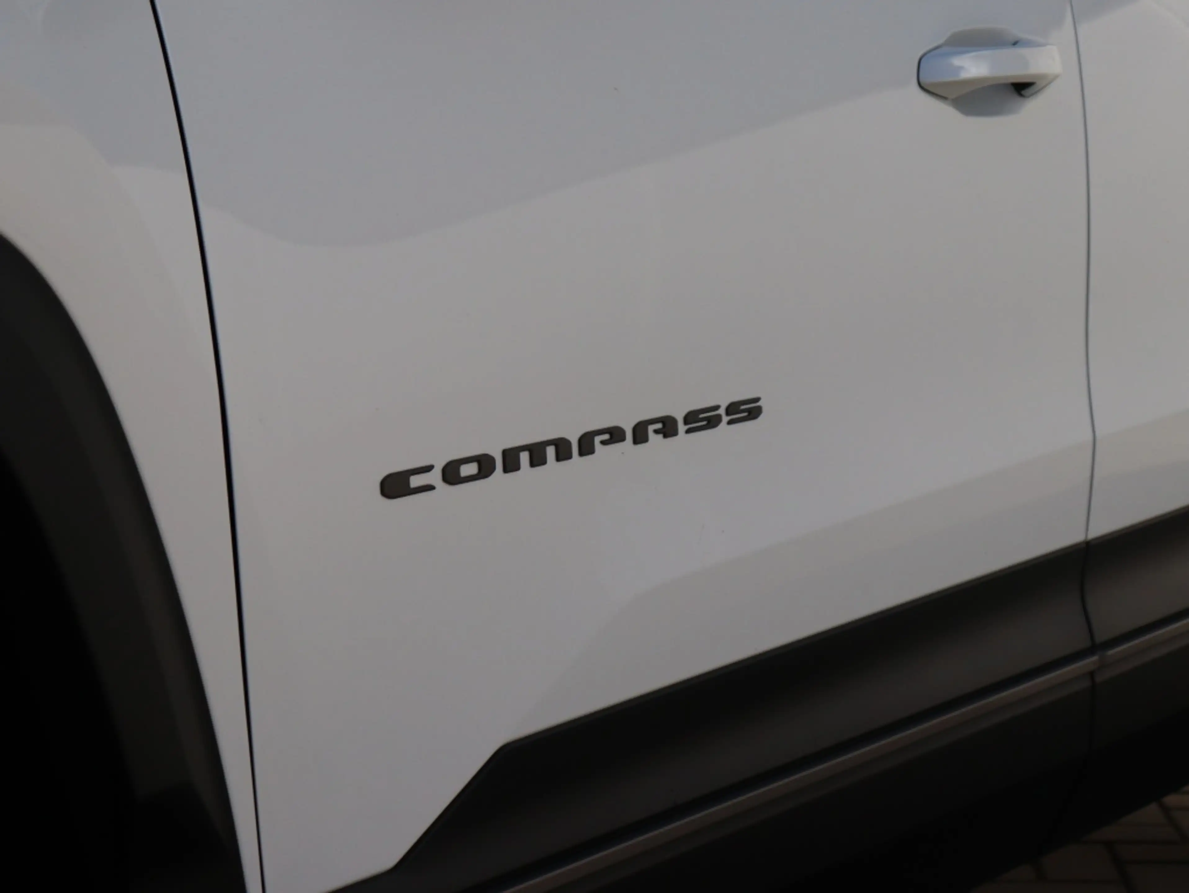 Jeep Compass Overland 4xe 96 kWh | Schuifdak | 360cam | Navi | — photo 5