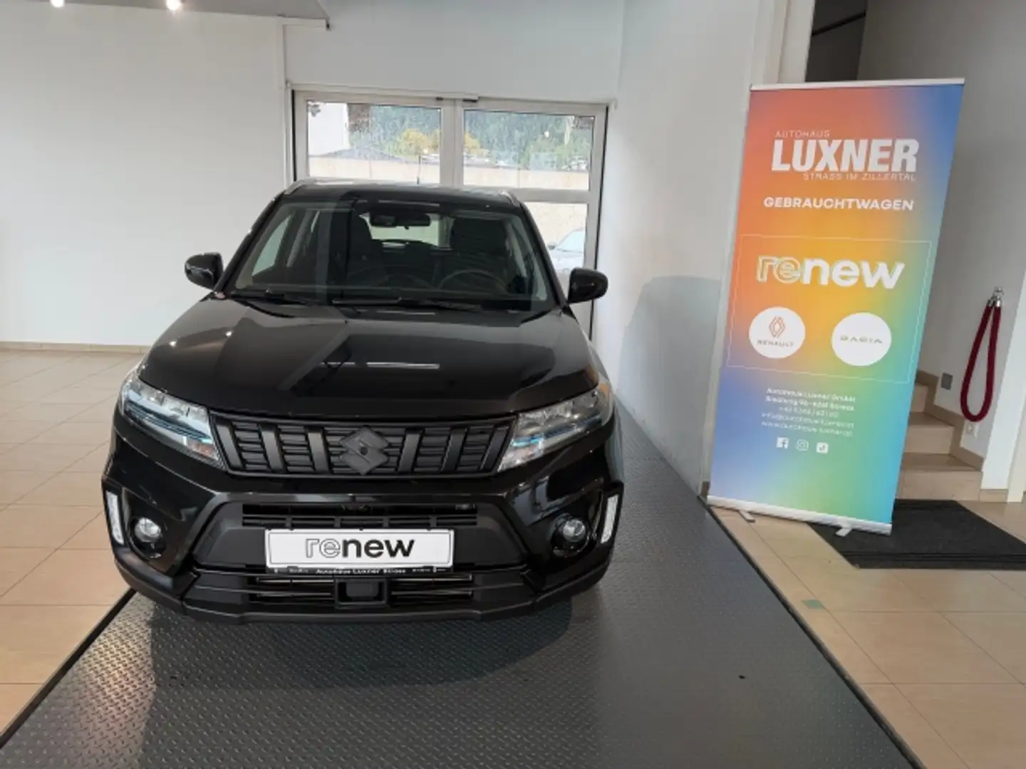 Suzuki Vitara SuzukiVitaraShine1,4 Schwarz - 2