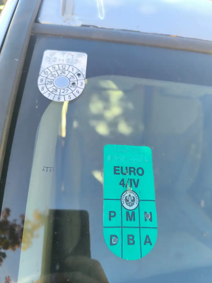 Opel Vivaro Vivaro Combi L2H1 1,9 DTI 2,9t lang Silber - 2