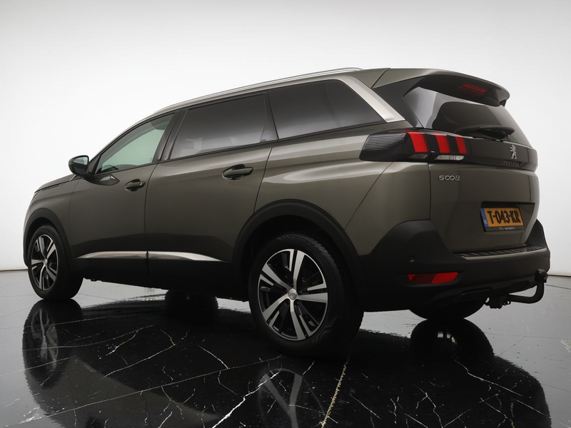 Peugeot 5008 1.2 PureTech Allure 130PK Automaat - Navigatie via — photo 4