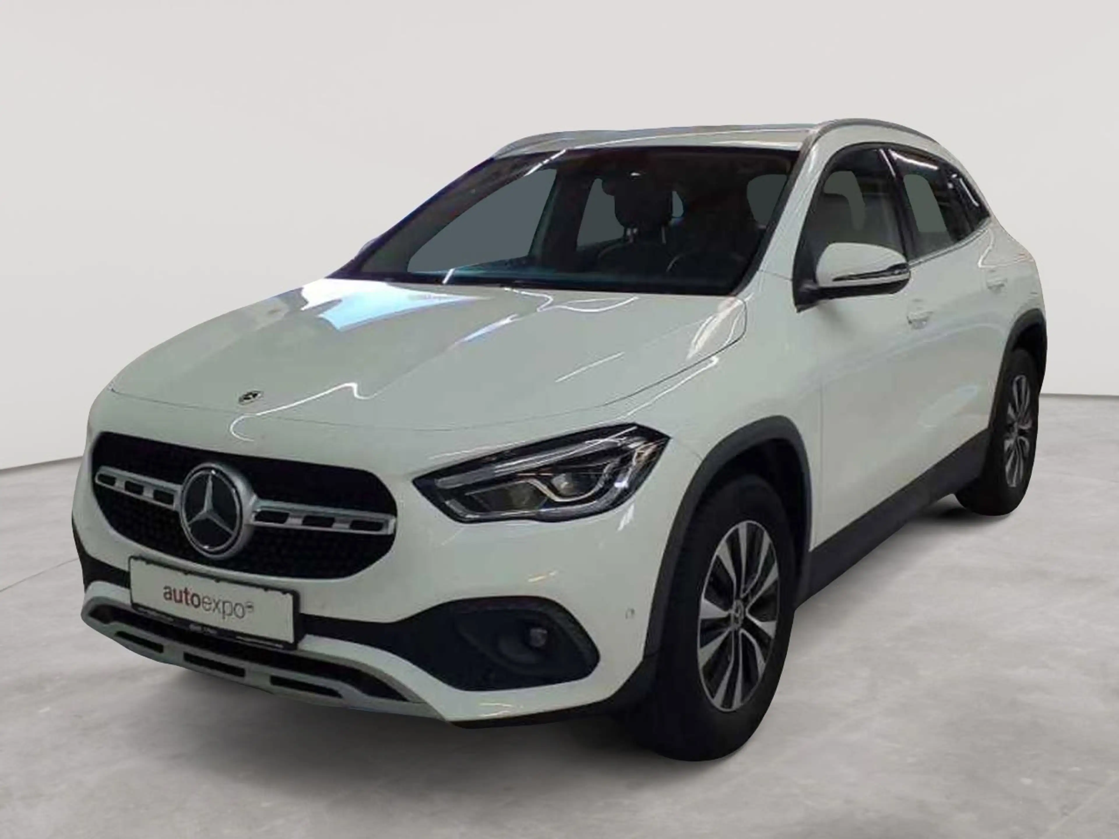 Mercedes-Benz GLA 200 GLA 200 7G-DCT Style BusiP LED KAM Totw — photo 2