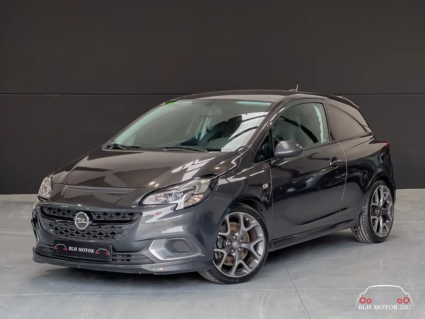 Opel Corsa 1.6 Turbo OPC 210 Gris - 1