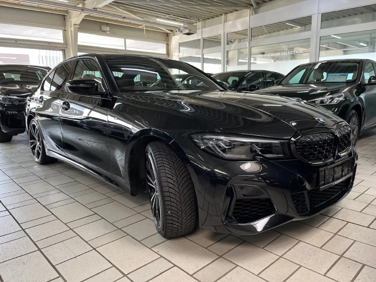 BMW 340 xDrive A Sportpaket HUD SHZ Navi DA Memory DAB Hif Noir - 2