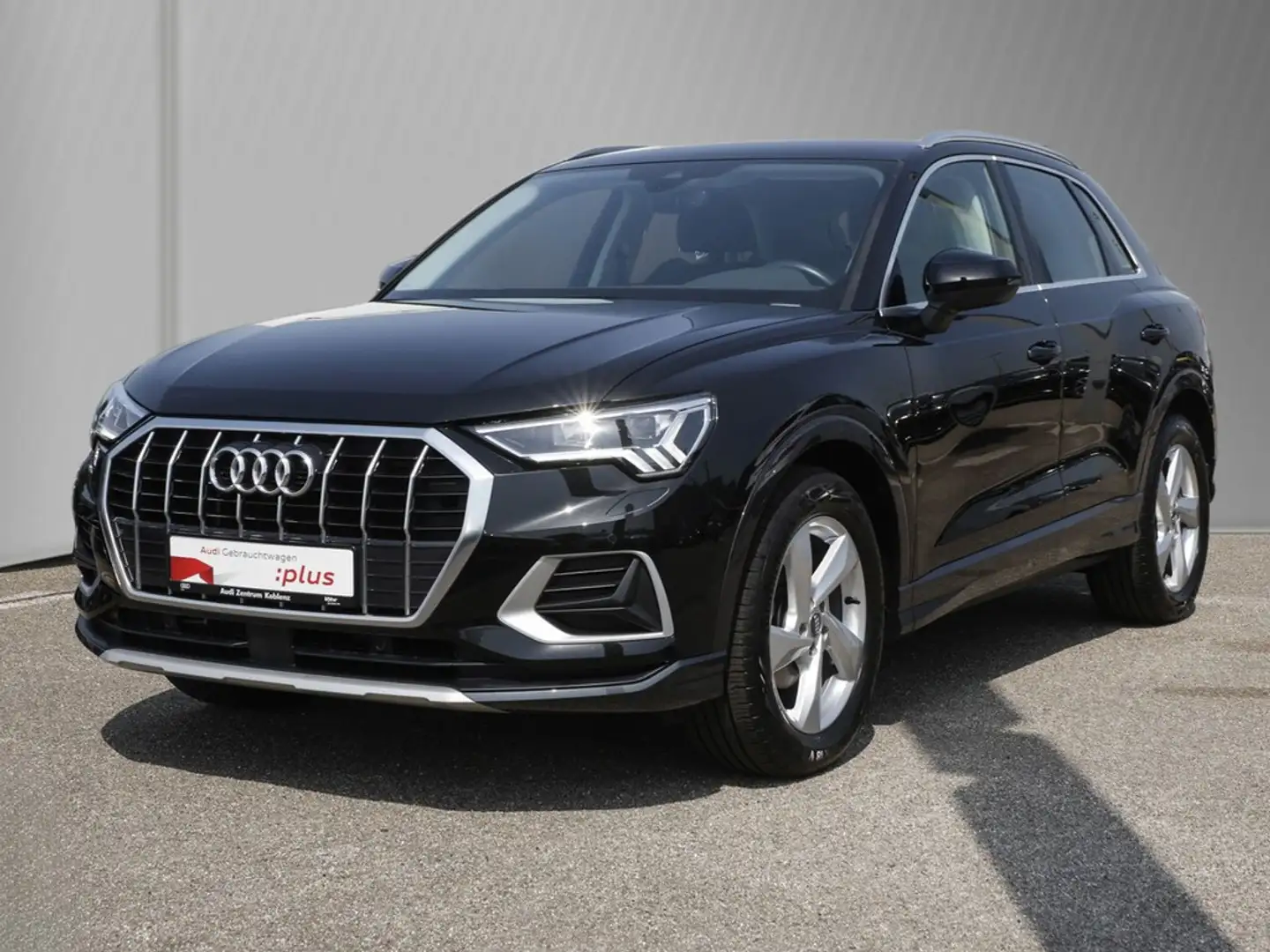 Audi Q3 35 TFSI advanced s-tronic Virtual LED PDC Schwarz - 2