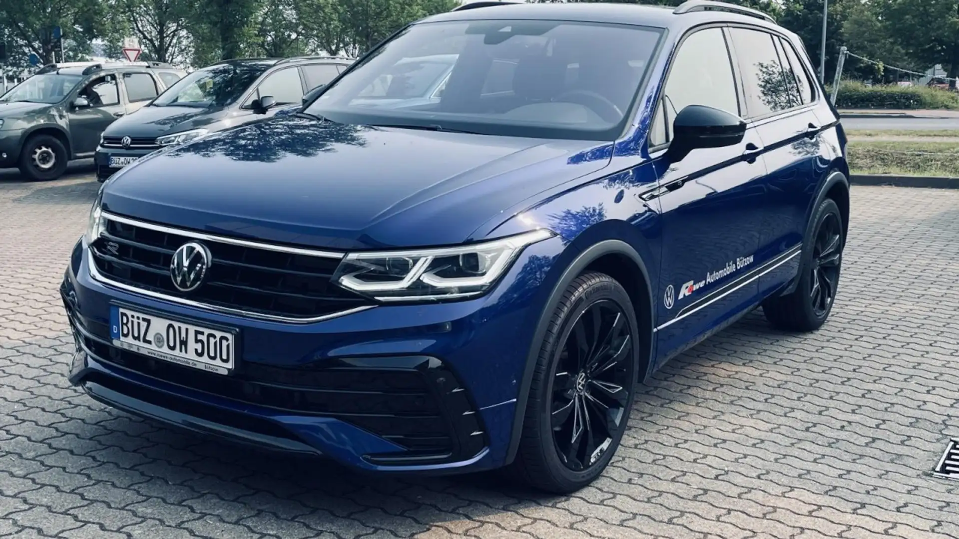 Volkswagen Tiguan R-Line 2,0 l TDI SCR 4MOTION 147 kW (200 PS) 7-Gan Blau - 1
