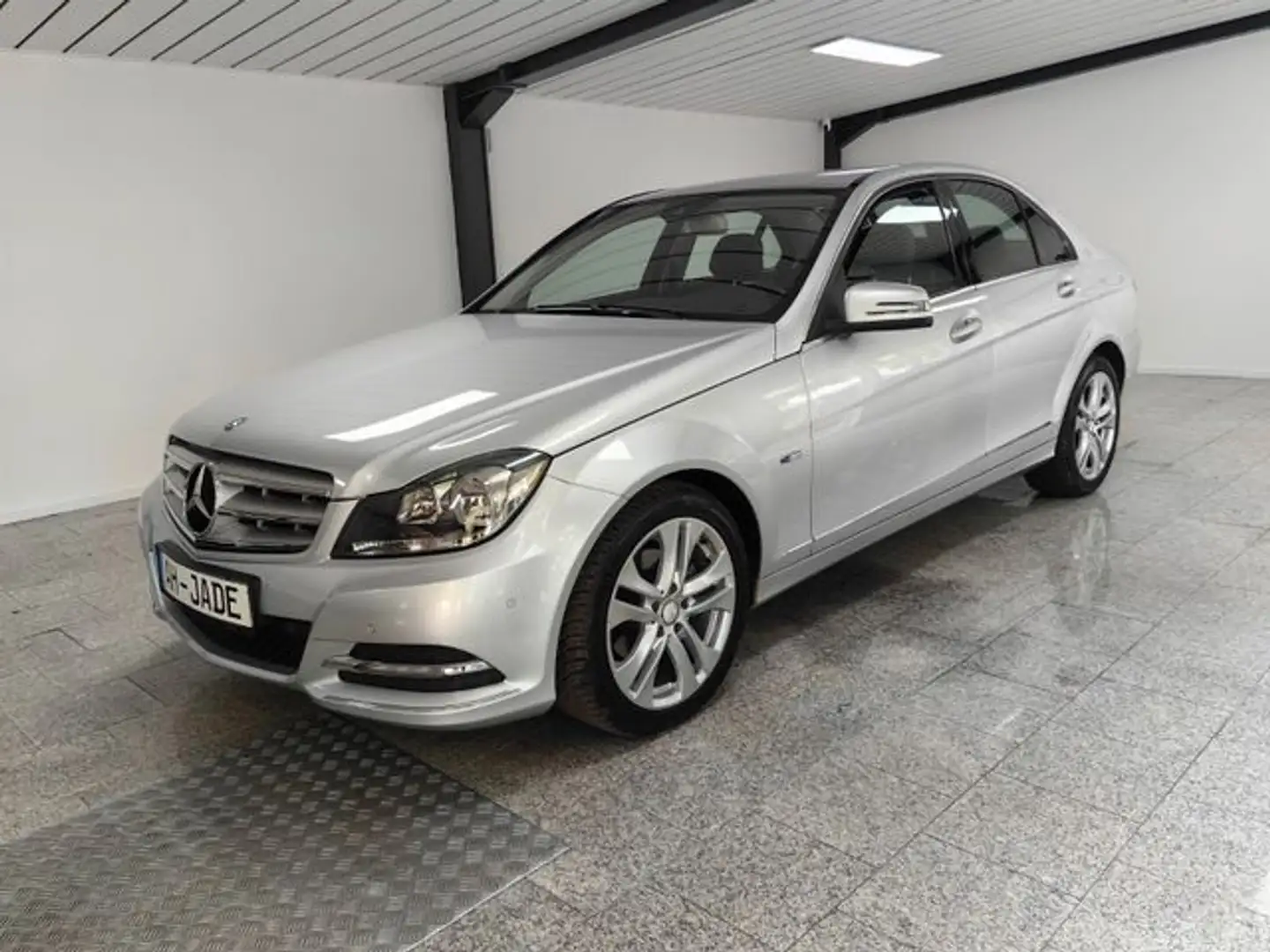 Mercedes-Benz C 180 C -Klasse Lim. C 180 CGI BlueEfficiency Silber - 1