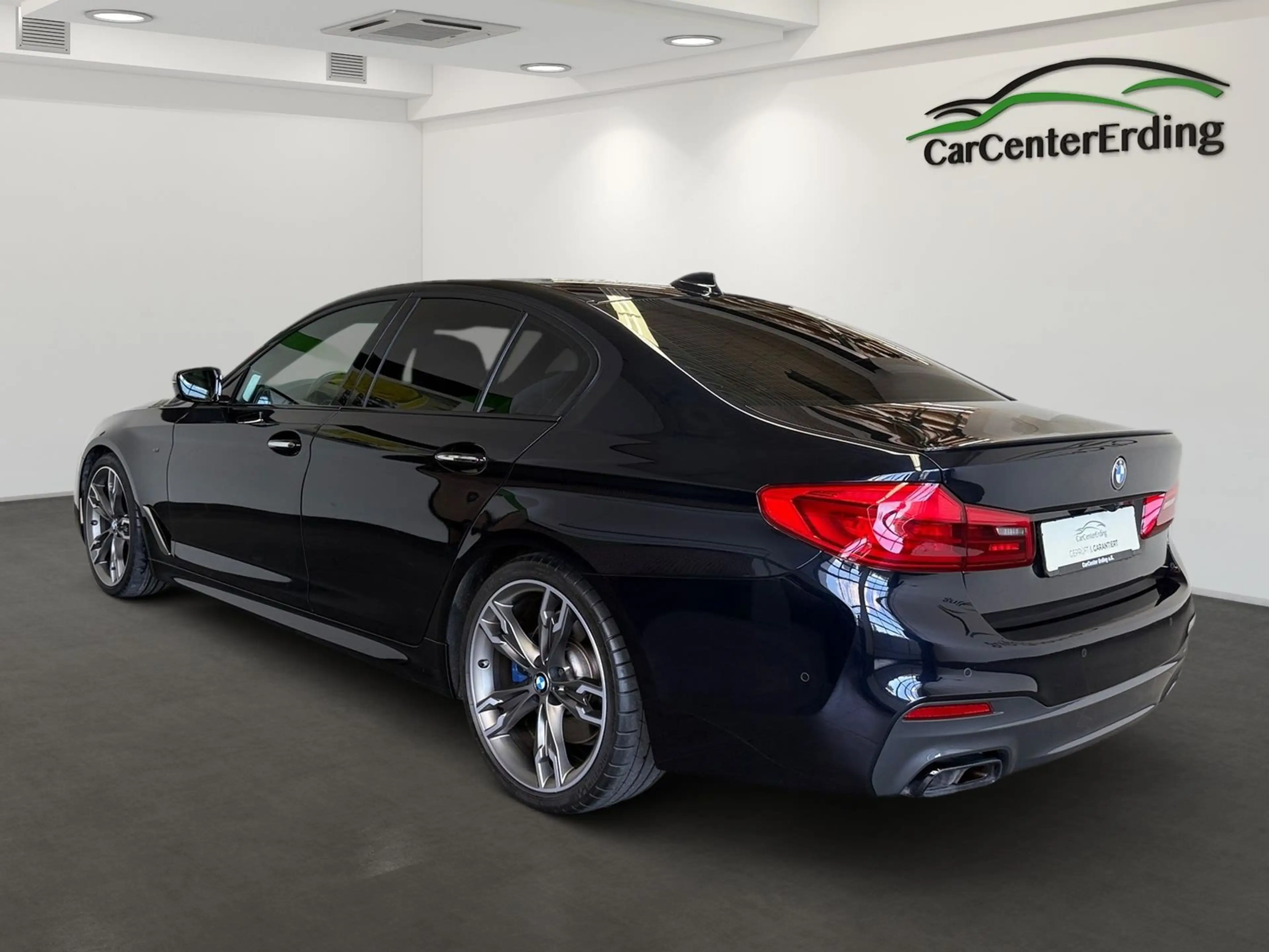 BMW 550 iLim.xDrive*aLED*ACC*NaviProf*AHK*Kamera*HUD — photo 5