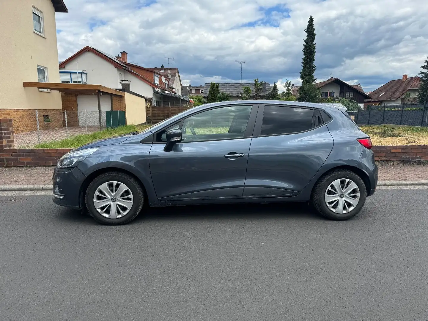 Renault Clio IV Cargo Extra 2Sitzer+BENZIN+TÜV 3.2027 Grau - 1
