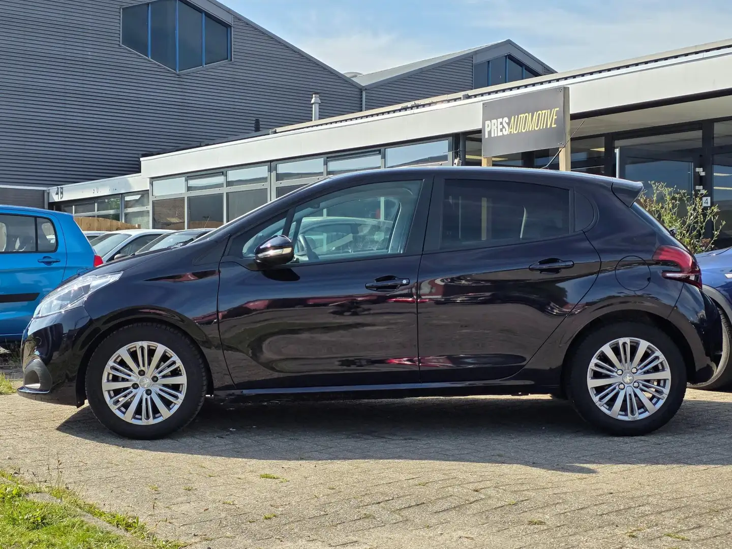 Peugeot 208 1.2 PureTech Signature |AIRCO|CRUISE|NAVI|PDC Blauw - 2