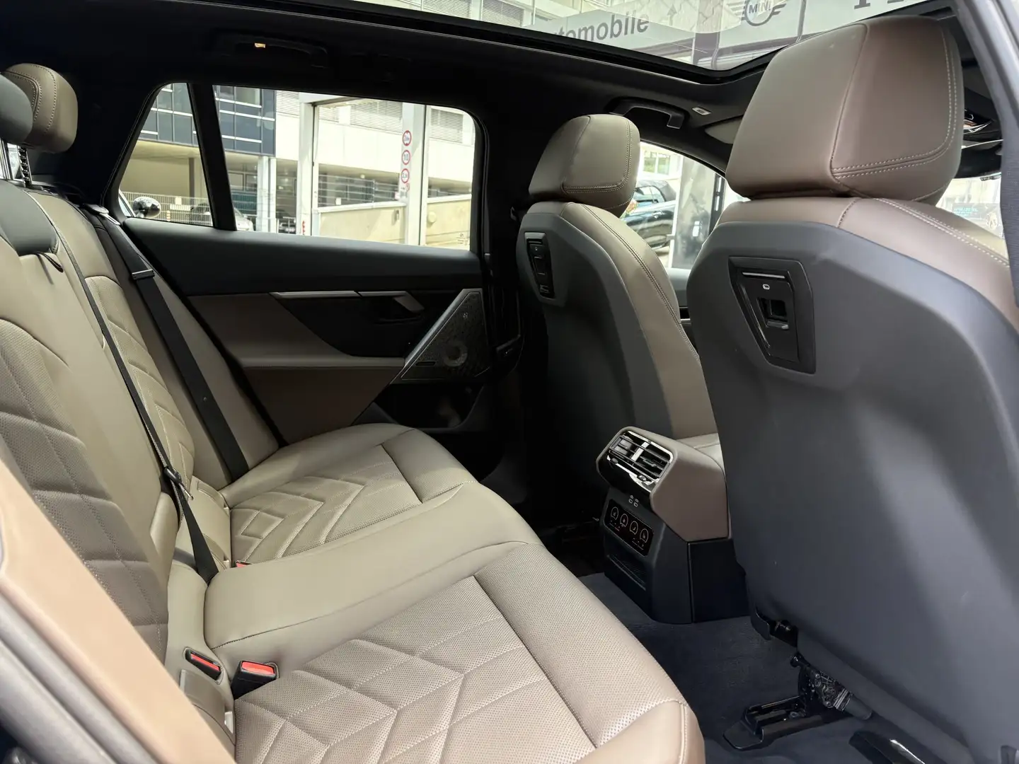 BMW 540 d xDrive Touring M Sport DA/PA Prof Pano AHK Czarny - 2
