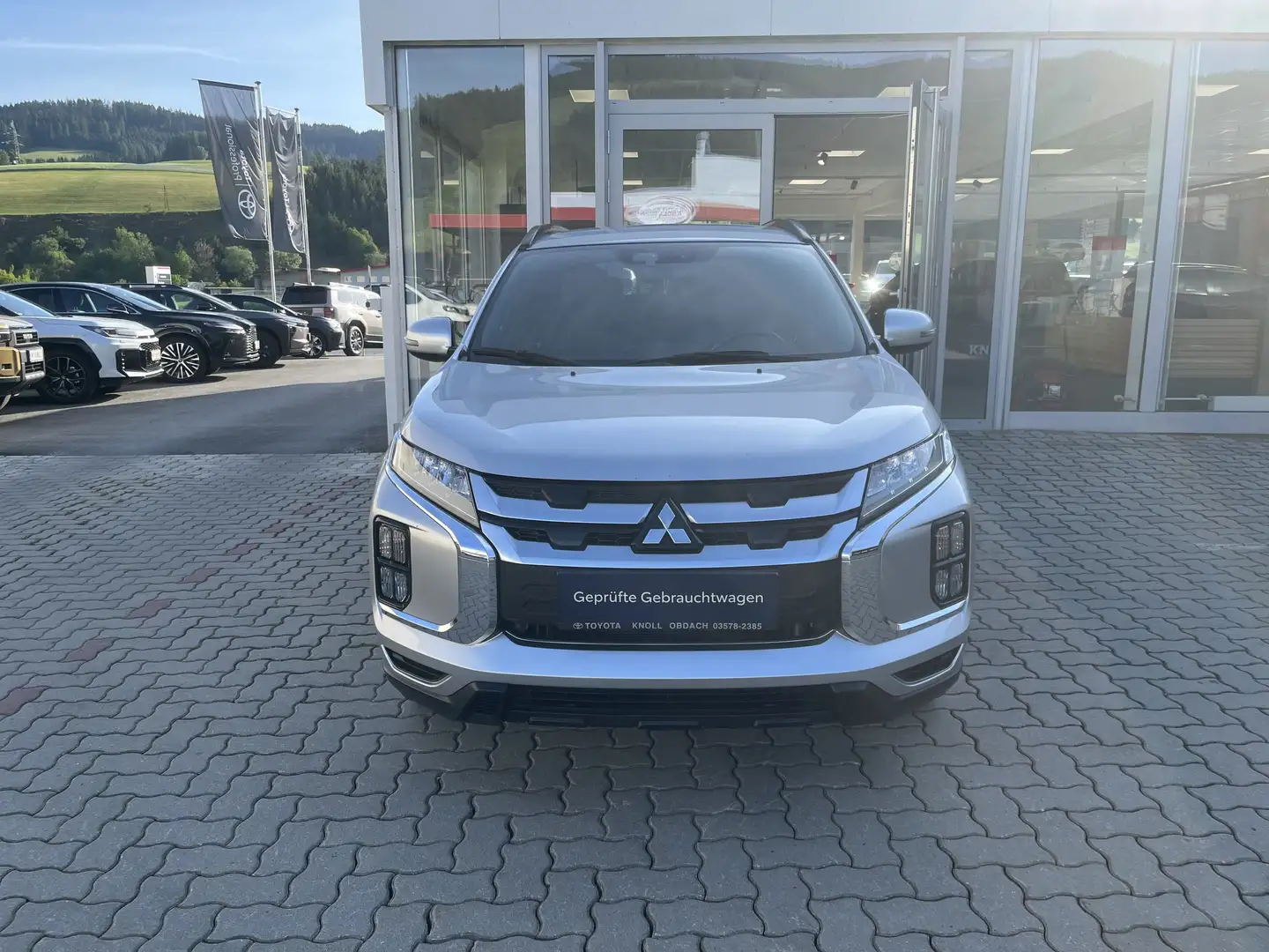 Mitsubishi ASX 2,0 Mivec Inform Plus 4WD Silber - 2