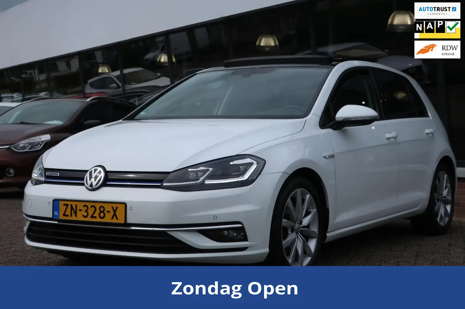 Volkswagen Golf 1.5 TSI Highline 7.5 2e EIG_LED_PANO_GR-NAVI_PDC V Blanc - 1