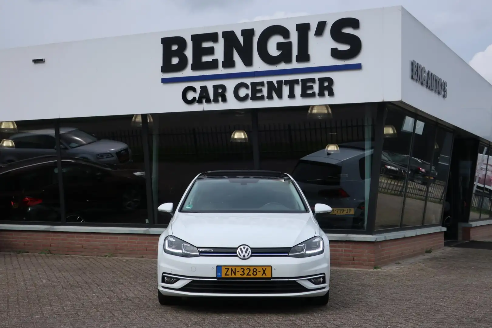 Volkswagen Golf 1.5 TSI Highline 7.5 2e EIG_LED_PANO_GR-NAVI_PDC V Blanco - 2