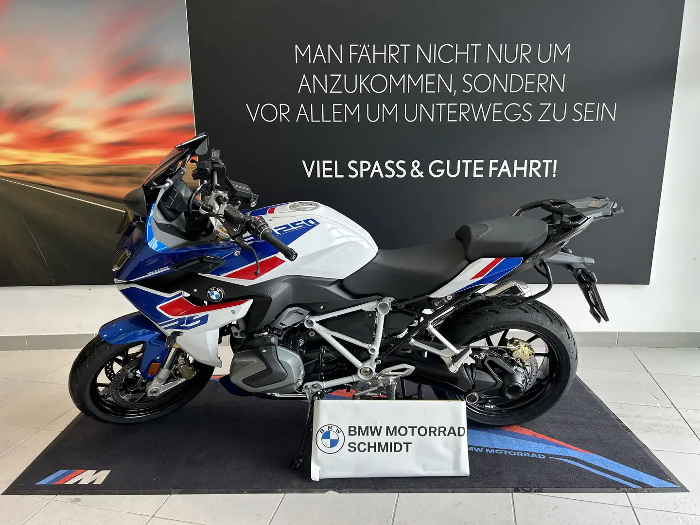 BMW R 1250 RS RS White - 1