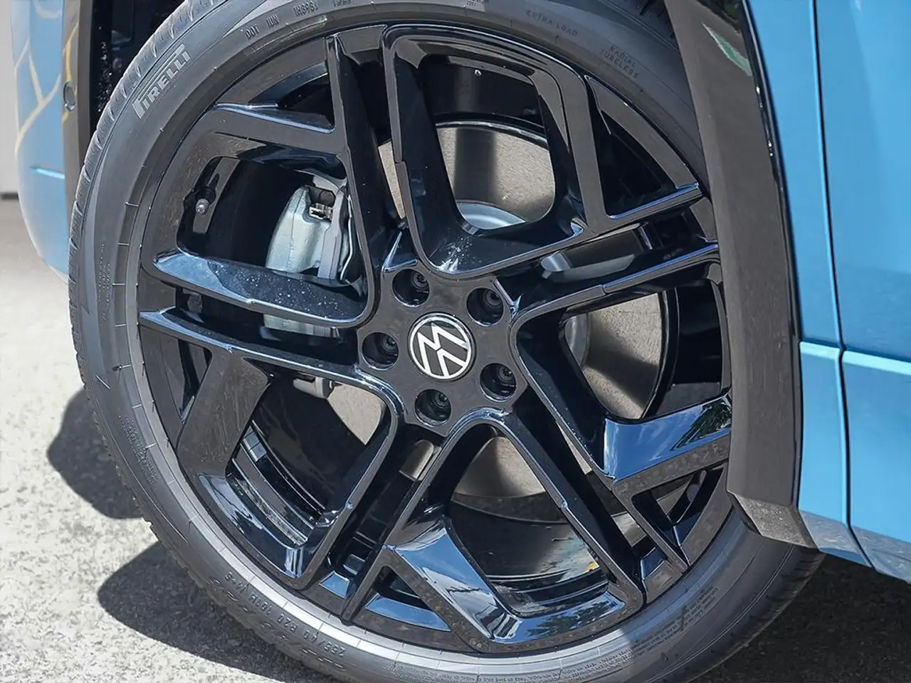 Volkswagen Tiguan photo Volkswagen Tiguan
