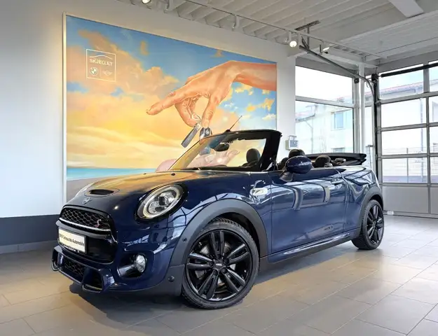 MINI Cooper S Cabrio JCW Trim KAM+ACC+HUD+LEDer+KOMF+