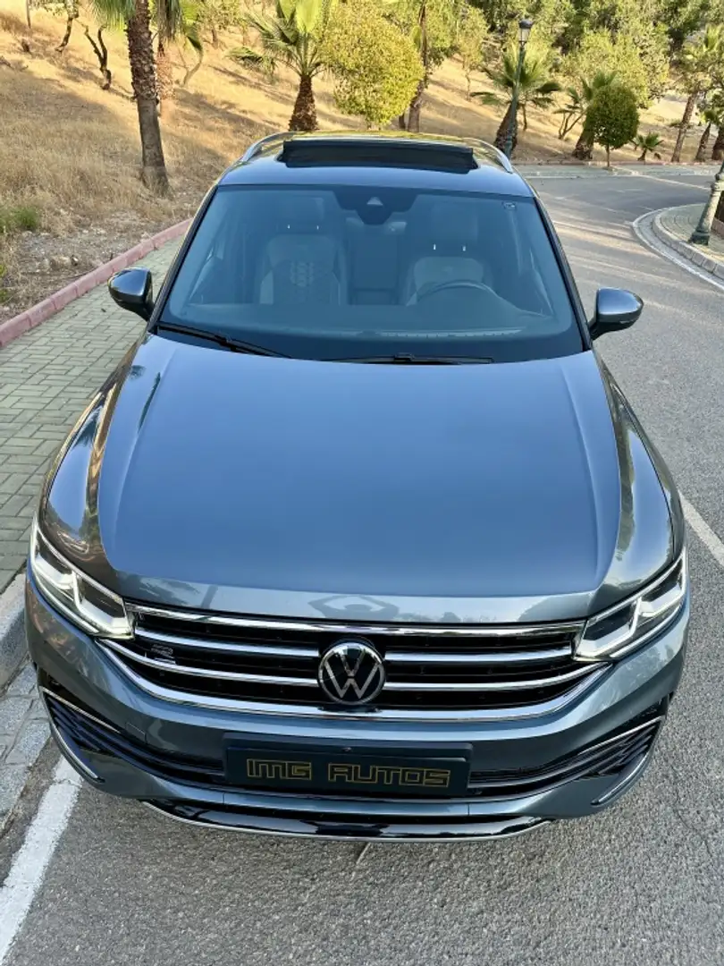 Volkswagen Tiguan Allspace 1.5 TSI R-Line DSG Gris - 2