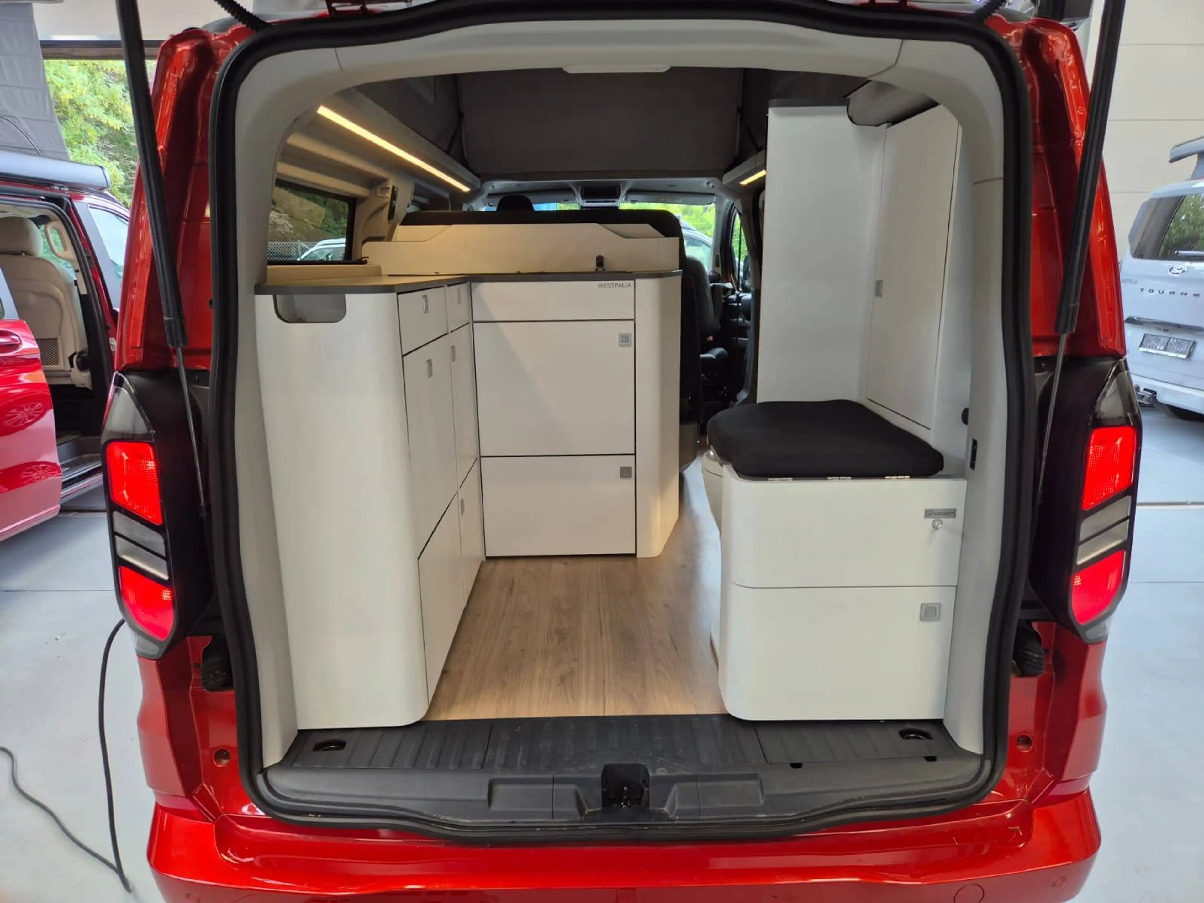Ford Nugget Ford Nugget LWB (Lange Wielbasis) — photo 4
