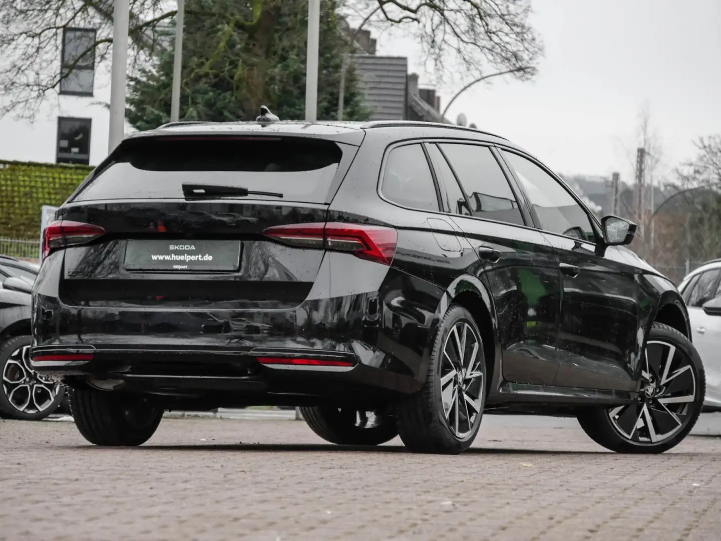 Skoda Octavia Combi 1.5 eTSI SPORTLINE CAM ACC LM18 Noir - 2