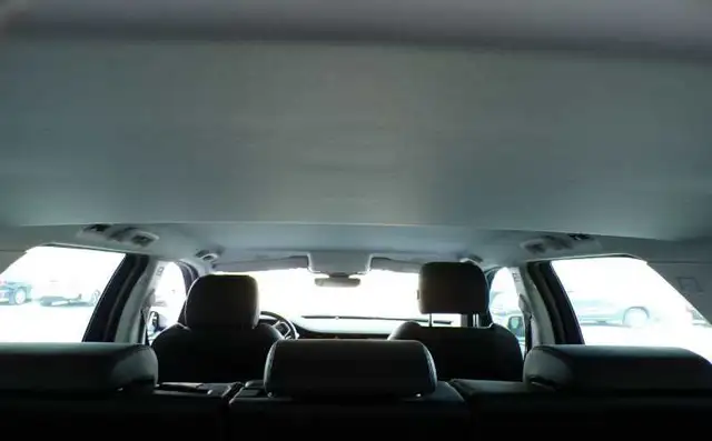 Land Rover Discovery Sport view 9