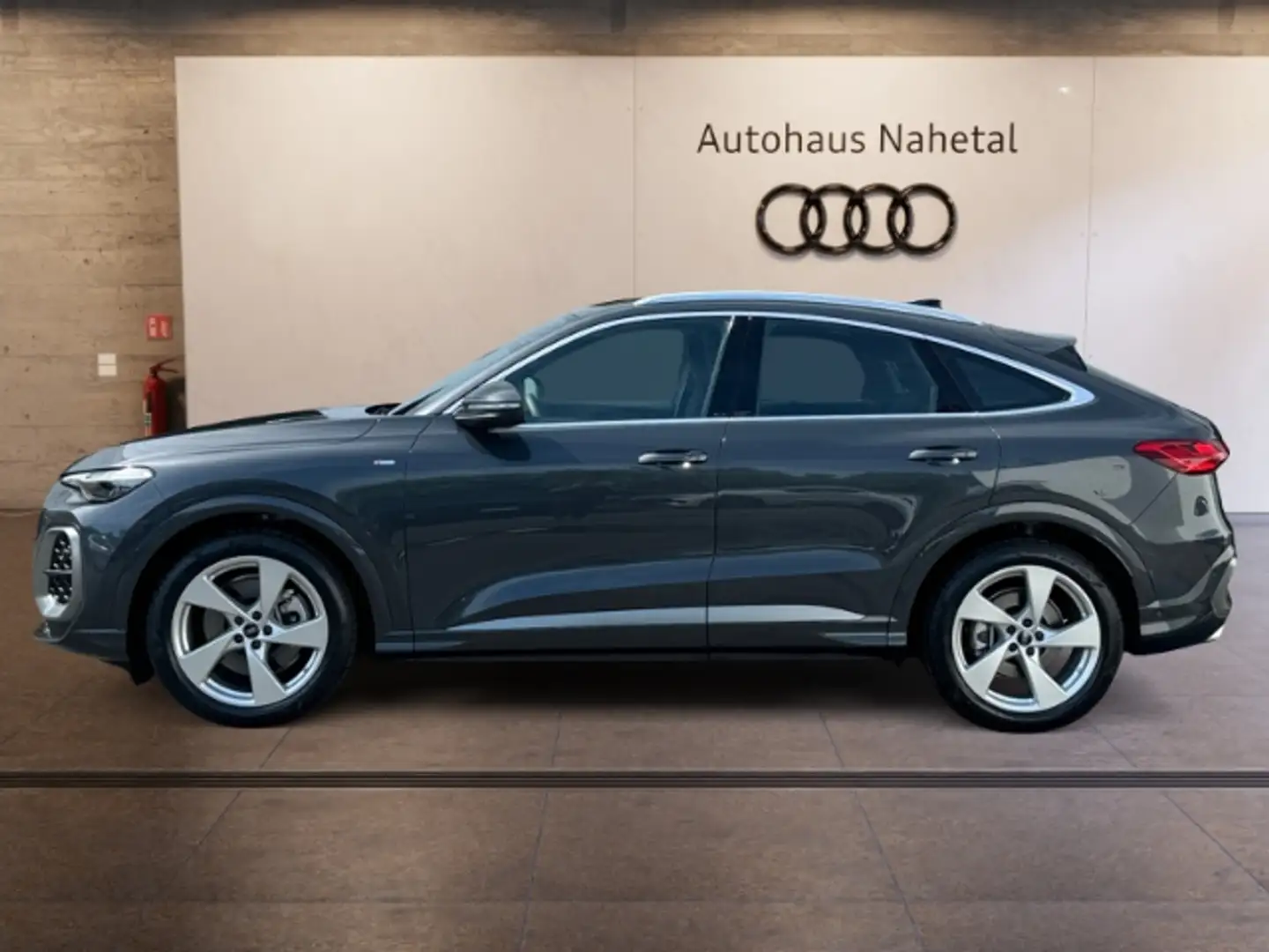 Audi Q5 SPORTBACK TDI S-LINE (2X) MATRIX TECH PRO HUD  LUF Grau - 2