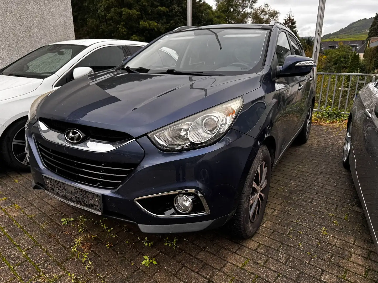 Hyundai iX35 Style 2WD Tür beschädigt Blau - 1