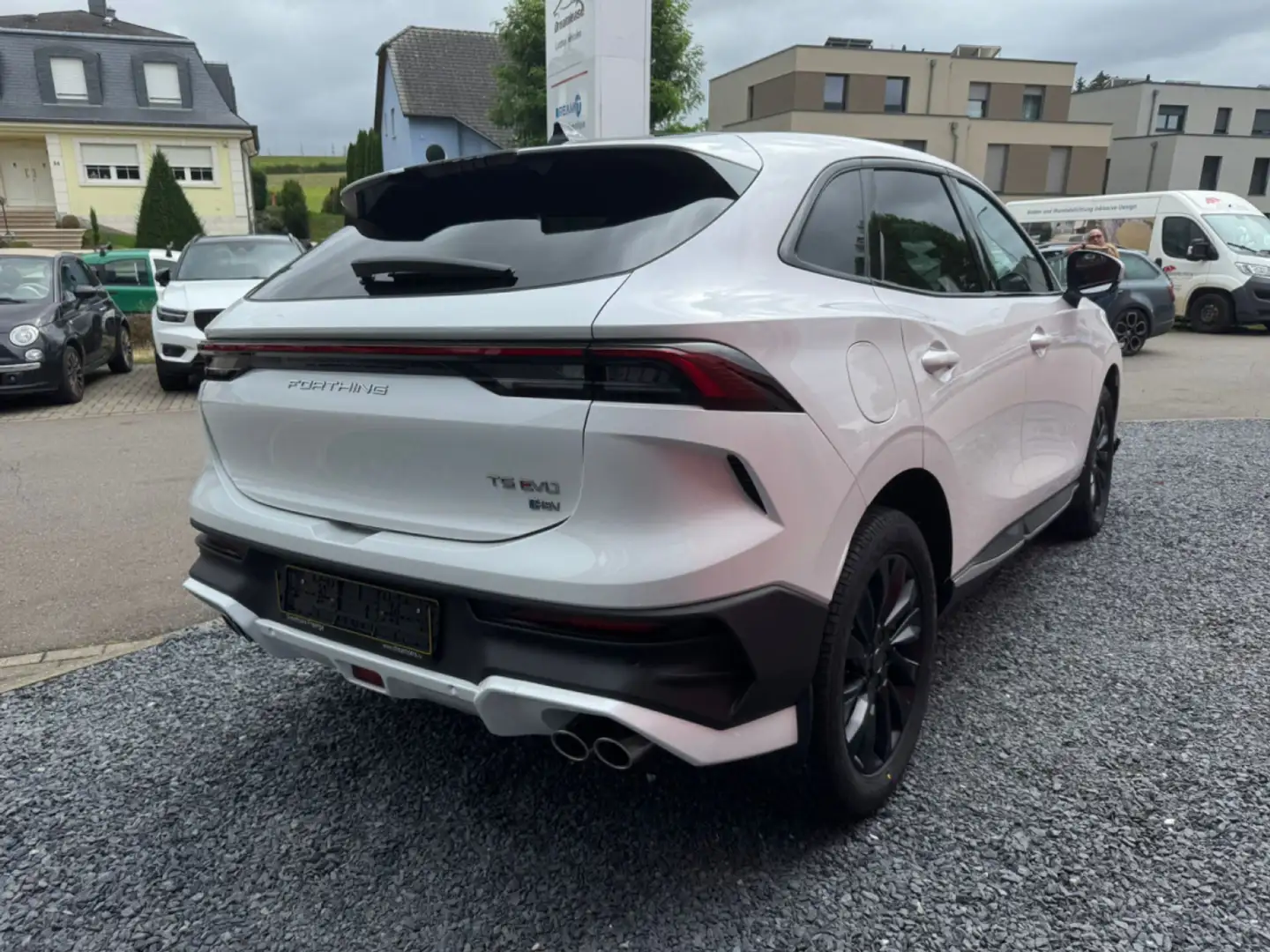 Forthing T5 Evo FRIDAY HEV 1.5 FULL HYBRID Blanc - 2