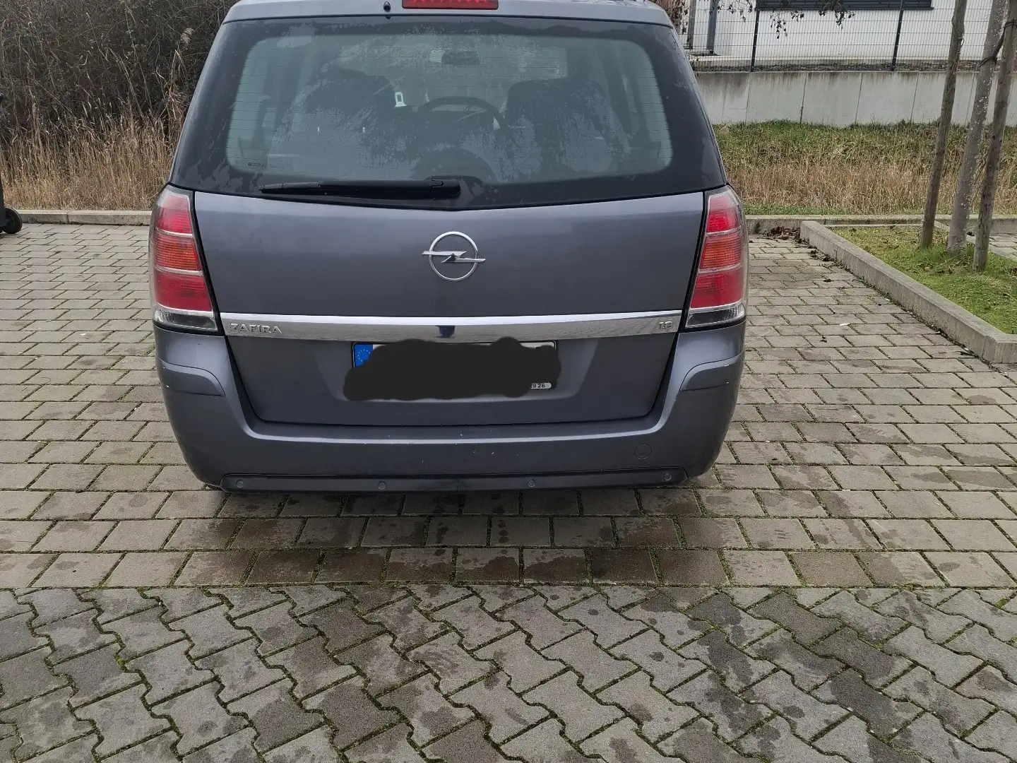 Opel Zafira 1.8 Sport - 1