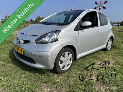 Toyota Aygo 1.0-12V + AIRCO NIEUWE APK 5-DEURS